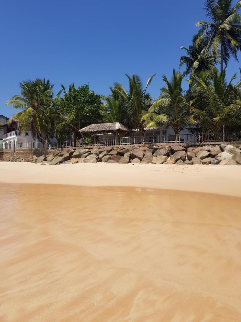 Rainbow Surf Beach Otel Koggala Dış mekan fotoğraf