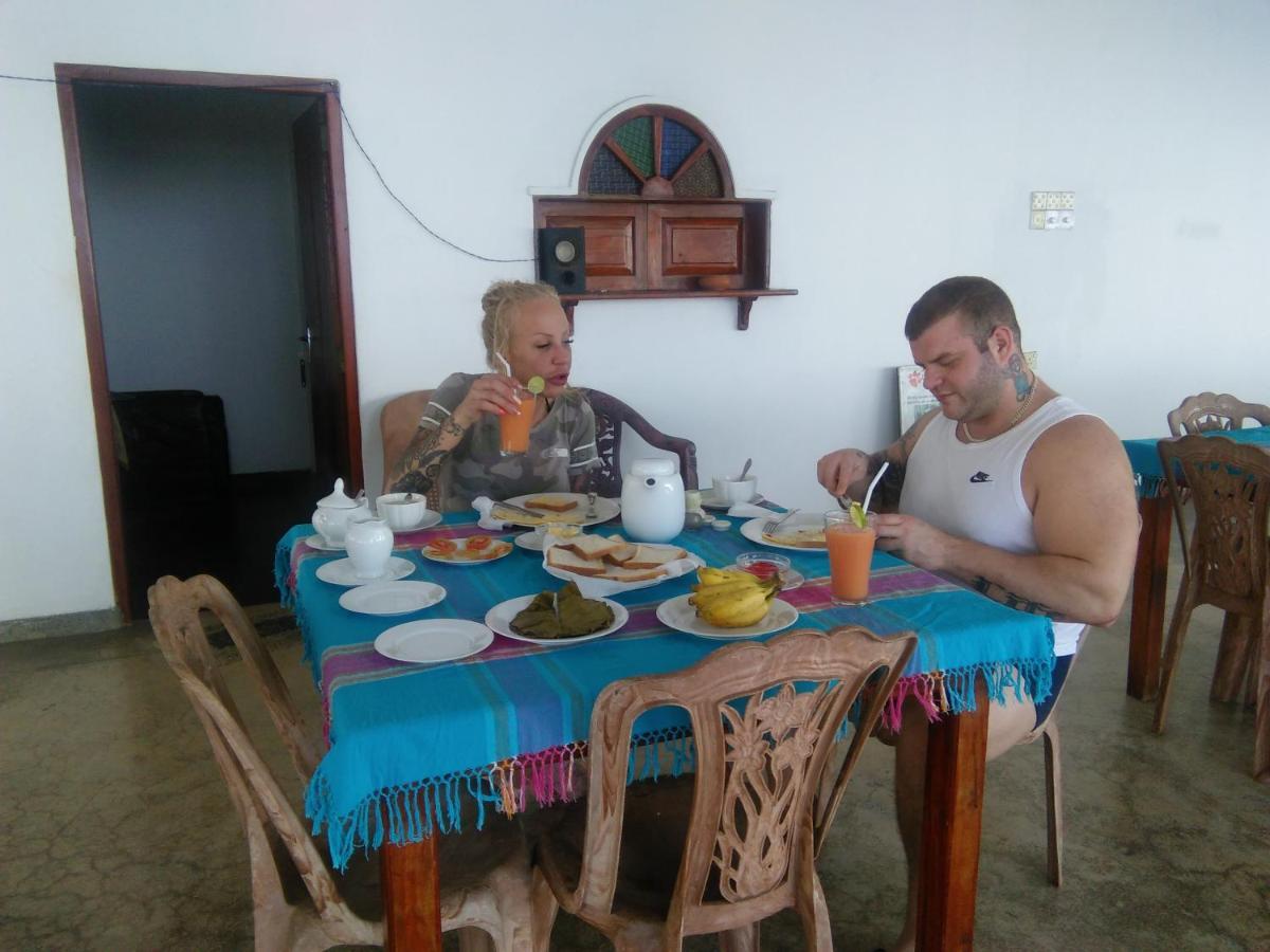 Rainbow Surf Beach Otel Koggala Dış mekan fotoğraf